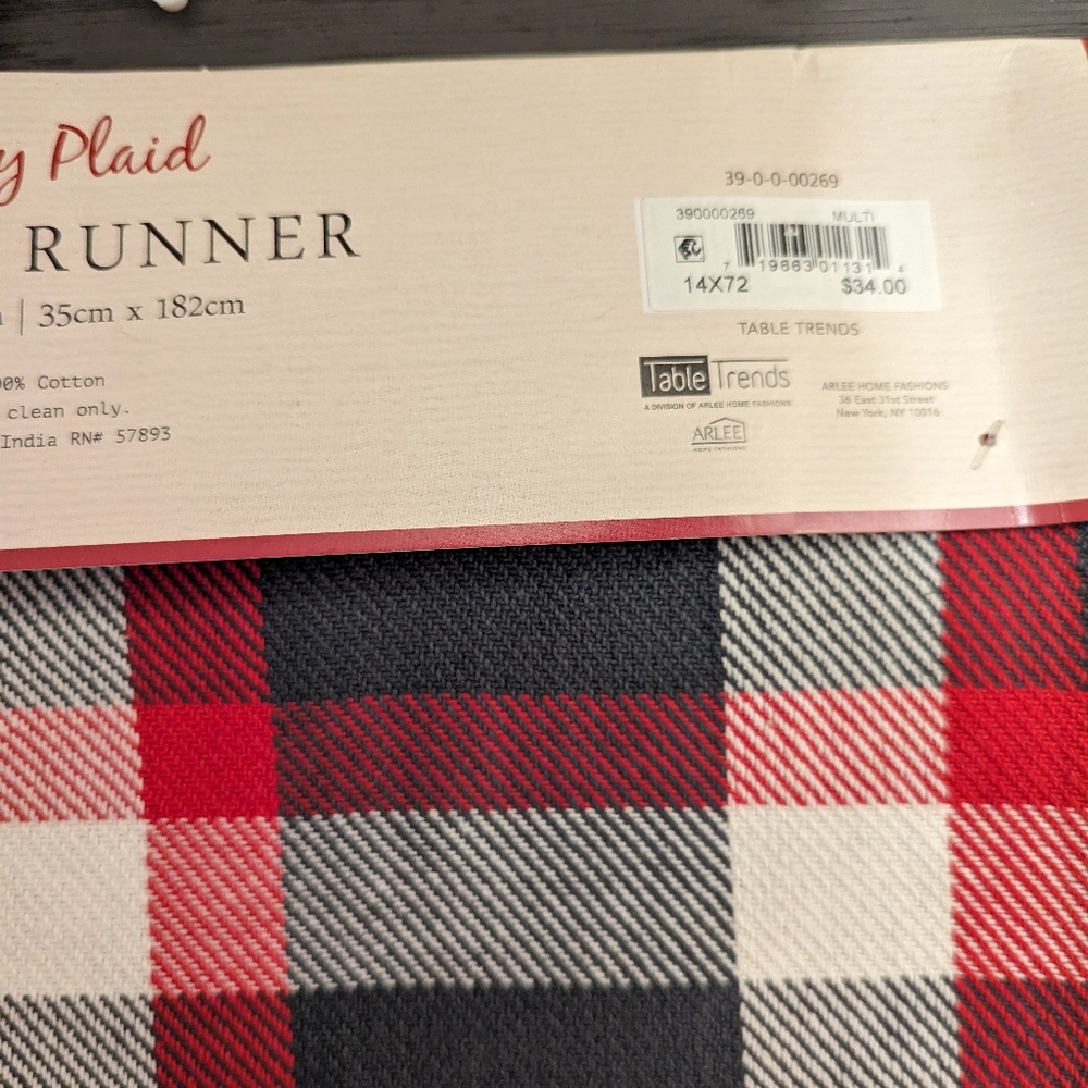 NWT Plaid Grey, Red, and White table runner